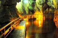 Cave of the Lakes